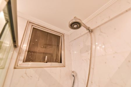 Apartamento à venda com 90m², 3 quartos e 2 vagasBanheiro da suíte