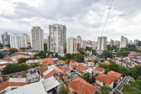 Apartamento à venda com 90m², 3 quartos e 2 vagasVaranda