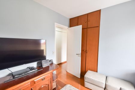 Apartamento à venda com 90m², 3 quartos e 2 vagasQuarto 1