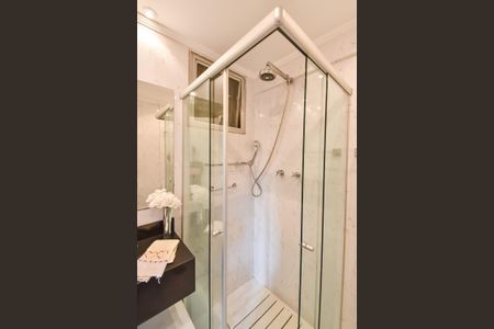 Apartamento à venda com 90m², 3 quartos e 2 vagasBanheiro da suíte