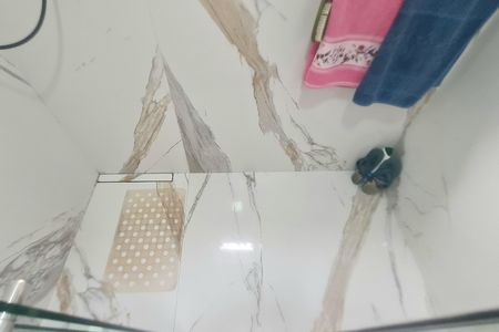 Casa à venda com 158m², 3 quartos e 2 vagasBanheiro da Suíte