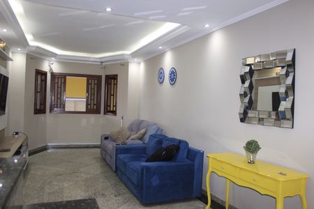 Casa à venda com 158m², 3 quartos e 2 vagasSala 