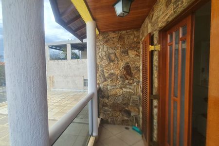 Casa à venda com 158m², 3 quartos e 2 vagasVaranda da suíte 