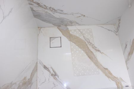 Casa à venda com 158m², 3 quartos e 2 vagasBanheiro 2