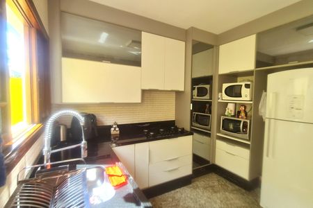 Casa à venda com 158m², 3 quartos e 2 vagasCozinha