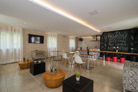 Apartamento para alugar com 44m², 2 quartos e sem vagaÁrea comum - Salão de festas