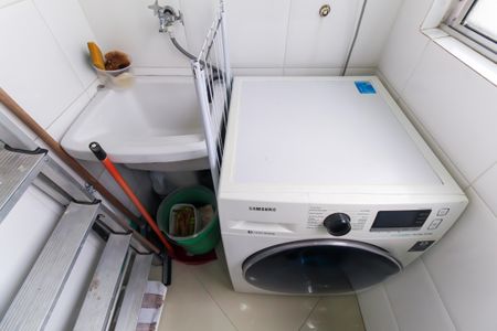 Apartamento à venda com 76m², 2 quartos e 1 vagaÁrea de Serviço