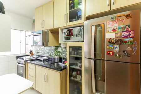 Apartamento à venda com 76m², 2 quartos e 1 vagaCozinha