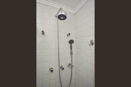 Apartamento para alugar com 101m², 3 quartos e 2 vagasChuveiro da Suíte