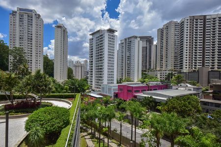 Apartamento para alugar com 101m², 3 quartos e 2 vagasVista