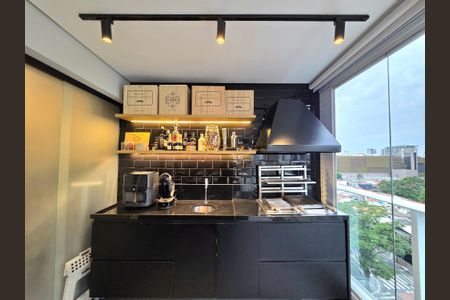 Apartamento à venda com 81m², 2 quartos e 2 vagasVaranda