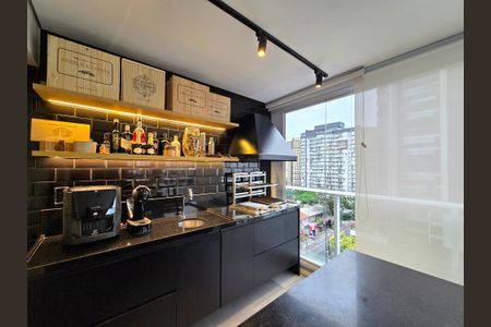 Apartamento à venda com 81m², 2 quartos e 2 vagasVaranda