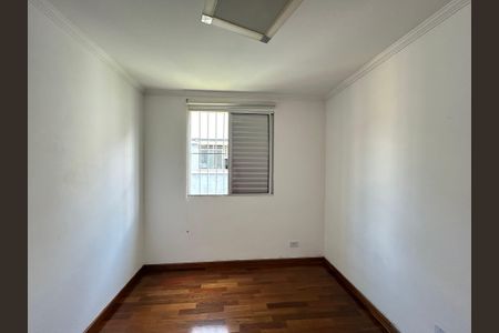 Quarto 1 de apartamento para alugar com 4 quartos, 66m² em Vila Miriam, São Paulo