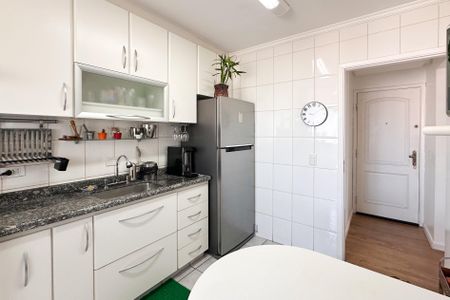 Apartamento à venda com 82m², 3 quartos e 2 vagasCozinha