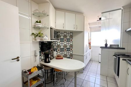 Apartamento à venda com 82m², 3 quartos e 2 vagasCozinha