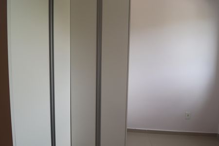 Apartamento à venda com 78m², 2 quartos e 1 vagaQuarto 2