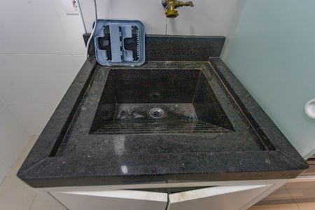 Apartamento para alugar com 67m², 3 quartos e 1 vagaÁrea de serviço 