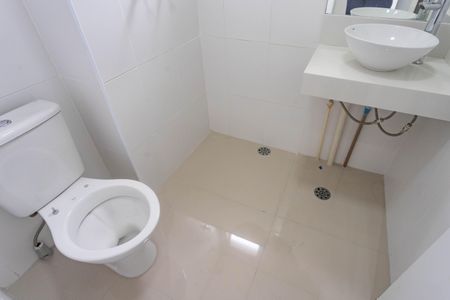 Apartamento para alugar com 67m², 3 quartos e 1 vagaBanheiro da suíte 