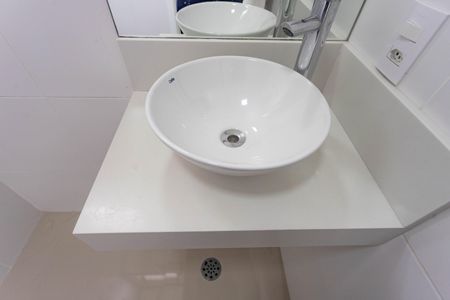 Apartamento para alugar com 67m², 3 quartos e 1 vagaBanheiro da suíte 