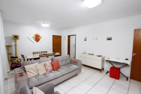 Sala de apartamento para alugar com 3 quartos, 90m² em Salgado Filho, Belo Horizonte