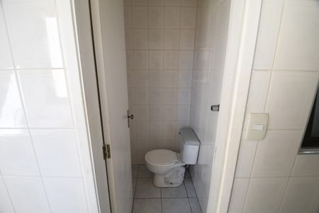 Apartamento à venda com 76m², 3 quartos e 2 vagasBanheiro de serviço