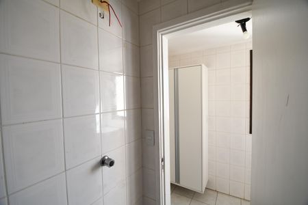 Apartamento à venda com 76m², 3 quartos e 2 vagasBanheiro de serviço