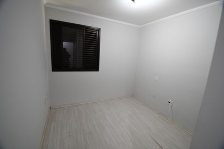 Quarto 1 de apartamento à venda com 3 quartos, 76m² em Vila Guararapes, Campinas