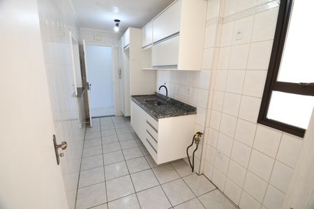 Apartamento à venda com 76m², 3 quartos e 2 vagasCozinha