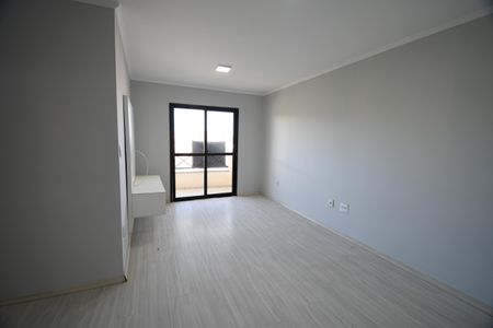 Sala de apartamento à venda com 3 quartos, 76m² em Vila Guararapes, Campinas