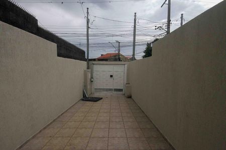 Casa à venda com 76m², 2 quartos e 2 vagas