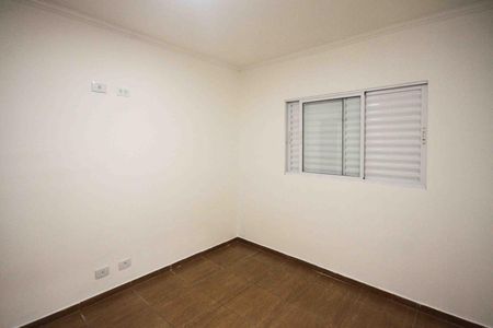 Casa à venda com 76m², 2 quartos e 2 vagas