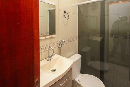 Casa à venda com 76m², 2 quartos e 2 vagas