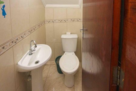 Casa à venda com 76m², 2 quartos e 2 vagas