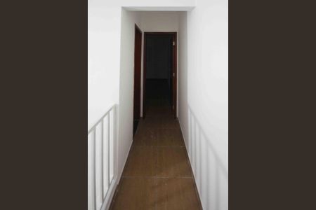 Casa à venda com 76m², 2 quartos e 2 vagas