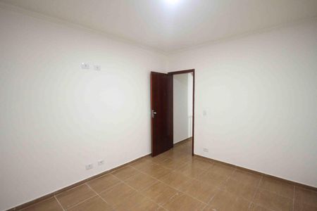 Casa à venda com 76m², 2 quartos e 2 vagas