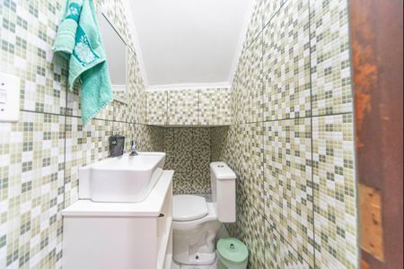 Casa à venda com 250m², 4 quartos e 6 vagas Casa à venda com 250m², 4 quartos e 6 vagasLavabo