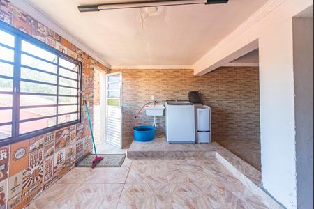 Casa à venda com 250m², 4 quartos e 6 vagas Casa à venda com 250m², 4 quartos e 6 vagasÁrea Gourmet e Área de Serviço