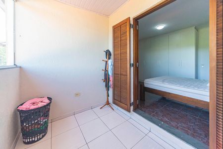 Casa à venda com 250m², 4 quartos e 6 vagas Casa à venda com 250m², 4 quartos e 6 vagasVaranda do Quarto 3