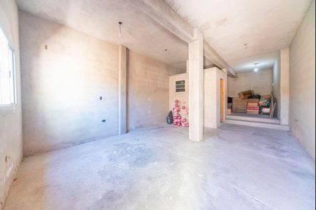 Casa à venda com 250m², 4 quartos e 6 vagas Casa à venda com 250m², 4 quartos e 6 vagasSala Edícula