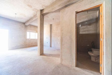 Casa à venda com 250m², 4 quartos e 6 vagas Casa à venda com 250m², 4 quartos e 6 vagasSala Edícula