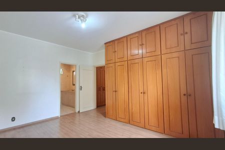 Apartamento à venda com 134m², 3 quartos e 2 vagasSuíte