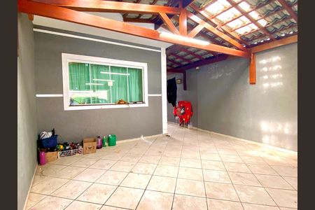 Casa à venda com 202m², 3 quartos e 4 vagasGaragem
