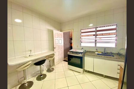 Casa à venda com 202m², 3 quartos e 4 vagasCozinha