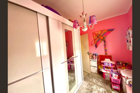 Casa à venda com 202m², 3 quartos e 4 vagasQuarto 2