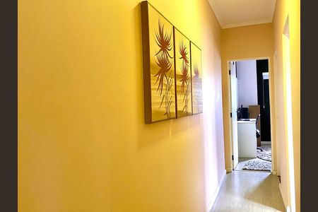 Casa à venda com 202m², 3 quartos e 4 vagasCorredor