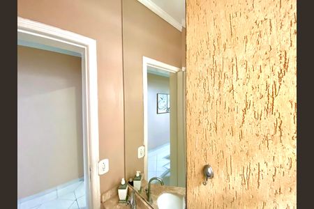 Casa à venda com 202m², 3 quartos e 4 vagasBanheiro 3