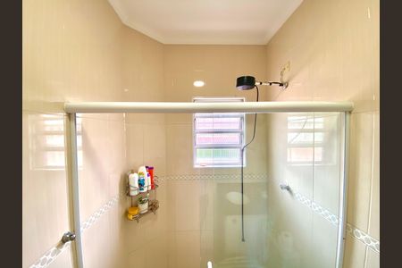 Casa à venda com 202m², 3 quartos e 4 vagasBanheiro 2