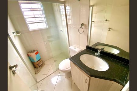 Casa à venda com 202m², 3 quartos e 4 vagasBanheiro 1