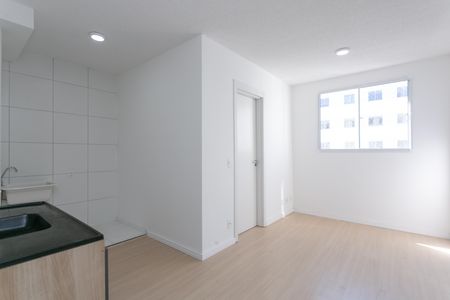 Sala de apartamento para alugar com 2 quartos, 37m² em Cidade Nova São Miguel, São Paulo