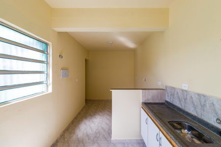 Casa para alugar com 2 quartos, 70m² em Vila Pirajussara, São Paulo